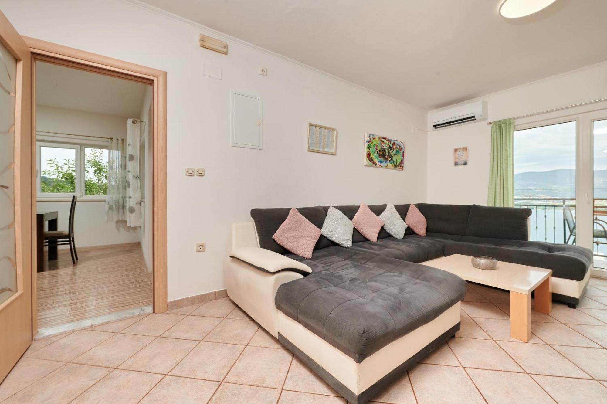 Apartment Ugrina Trogir Kültér fotó